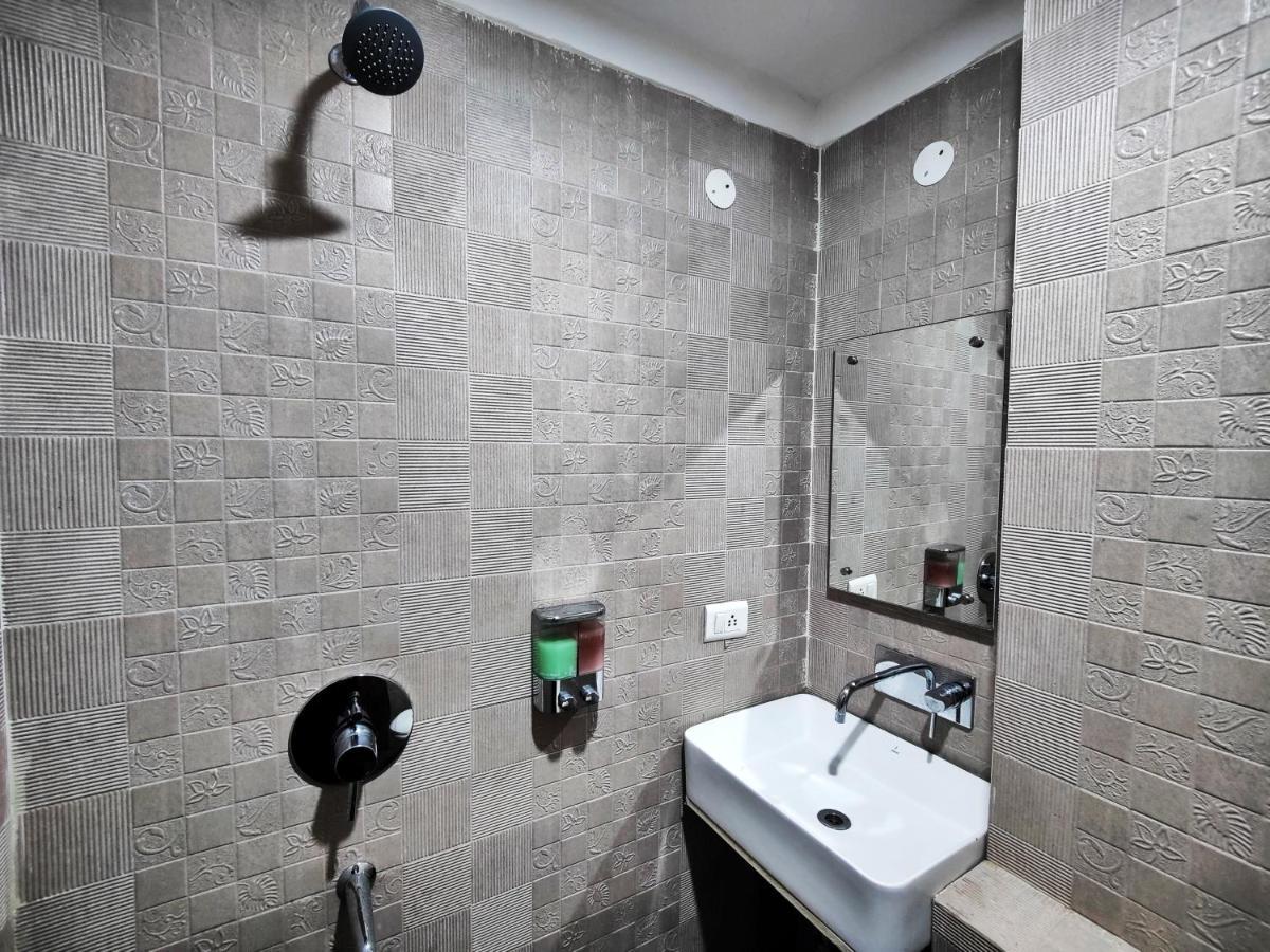 Hotel 21 Next To Chd Railway Station Chandīgarh Εξωτερικό φωτογραφία