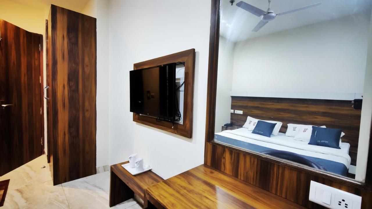 Hotel 21 Next To Chd Railway Station Chandīgarh Εξωτερικό φωτογραφία